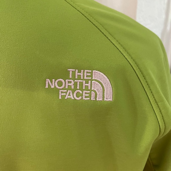 Ladies North Face TNF Apex Jacket - Picture 5 of 9